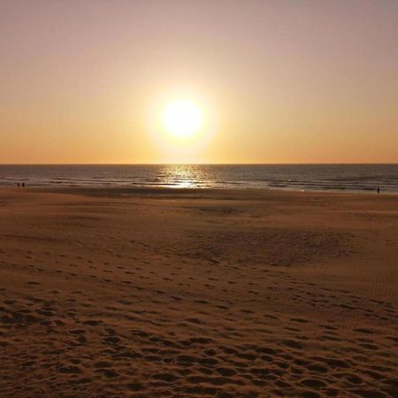 Comfortable Apartment In Oostende With Sea Views Ngoại thất bức ảnh