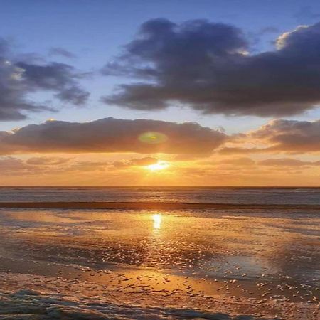 Comfortable Apartment In Oostende With Sea Views Ngoại thất bức ảnh